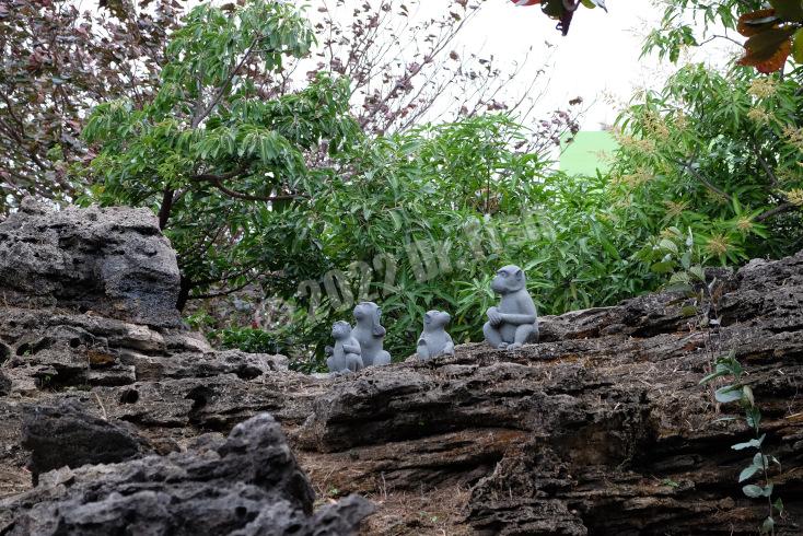sculptures of ape in the Hengchun Shipai Park