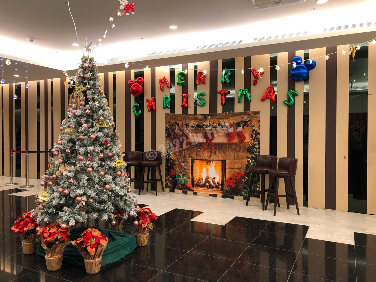 Christmas decorations in hotel cham cham