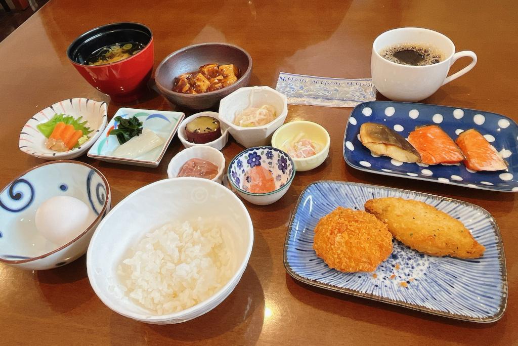 breakfast in the restaurant of the HOTEL MYSTAYS Hakodate Goryokaku