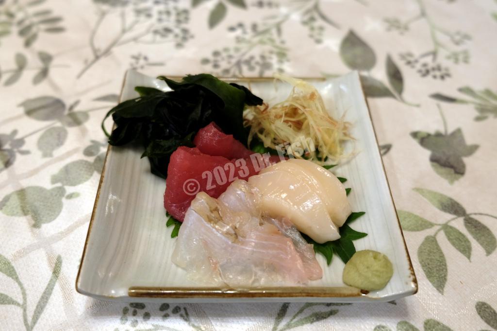 sashimi in the restaurant of Pension Ohno