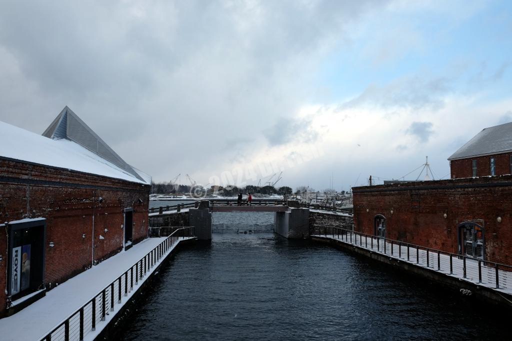 front of the Hakodate canal