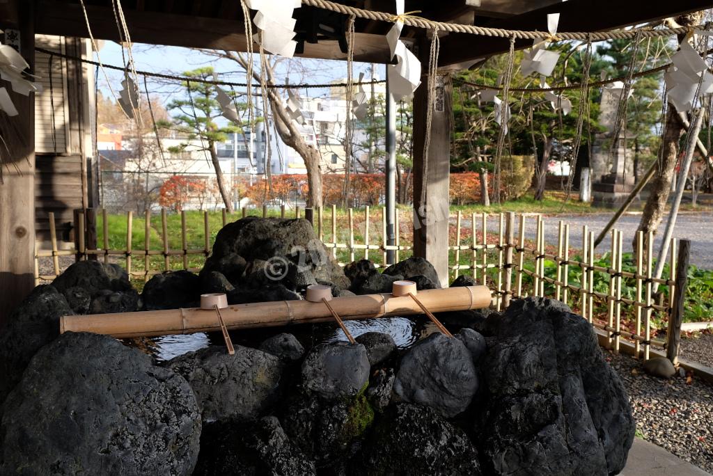 place of washing hands in yukurajinja